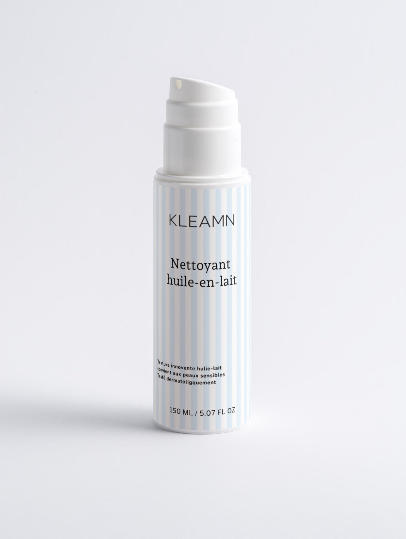 Nettoyant huile-en-lait pour peaux sensibles
